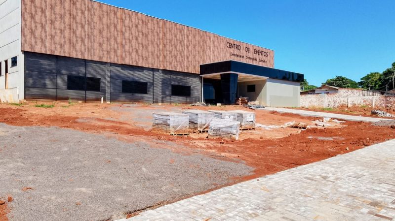 Centro de Eventos 25