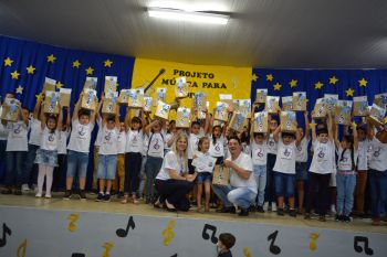A Secretária da Ação Social do Município de Farol, realizou o 1º Recital do Programa MUSICA PARA TODOS