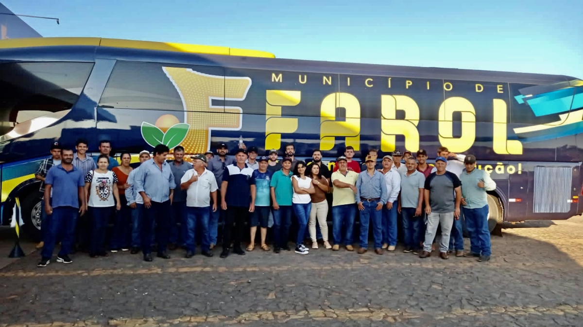 Agricultores de Farol visitaram a mais importante feira de agronegócios da América Latina, o SHOW RURAL, em Cascavel. 