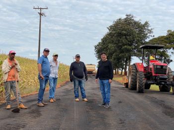 Pavimentação de Estrada Rural atende moradores e produtores