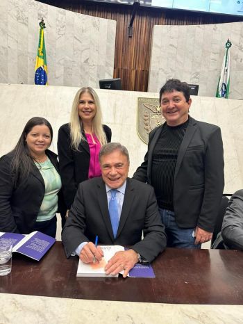 Lançamento de Livro: “A Travessia de Álvaro Dias” na Assembleia Legislativa do Paraná